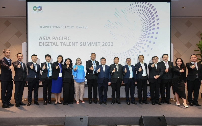 HC Talent-01